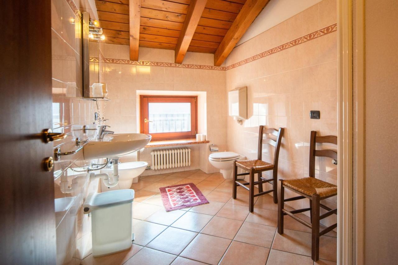 Albergo Al Platano Caprino Veronese Extérieur photo