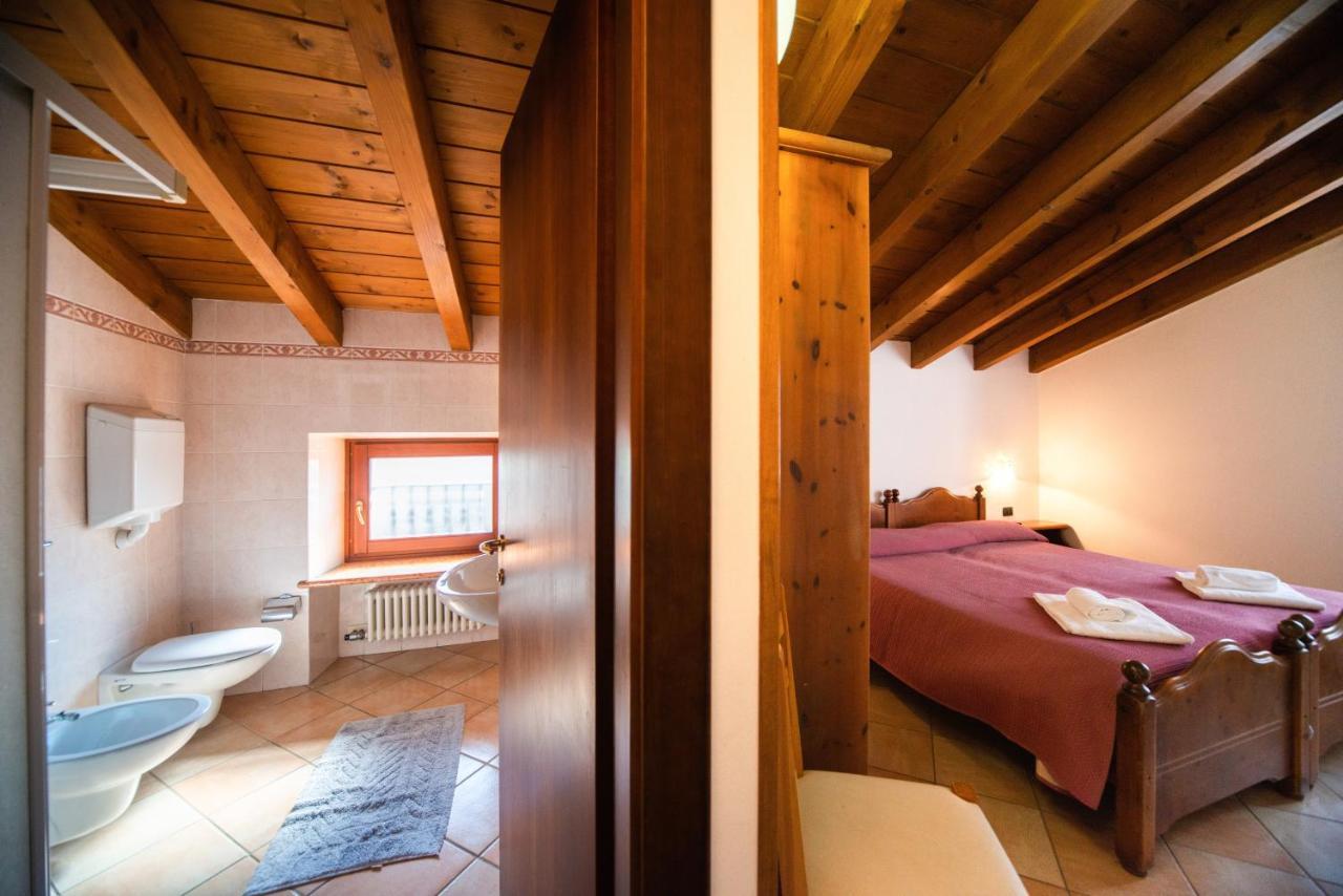 Albergo Al Platano Caprino Veronese Extérieur photo