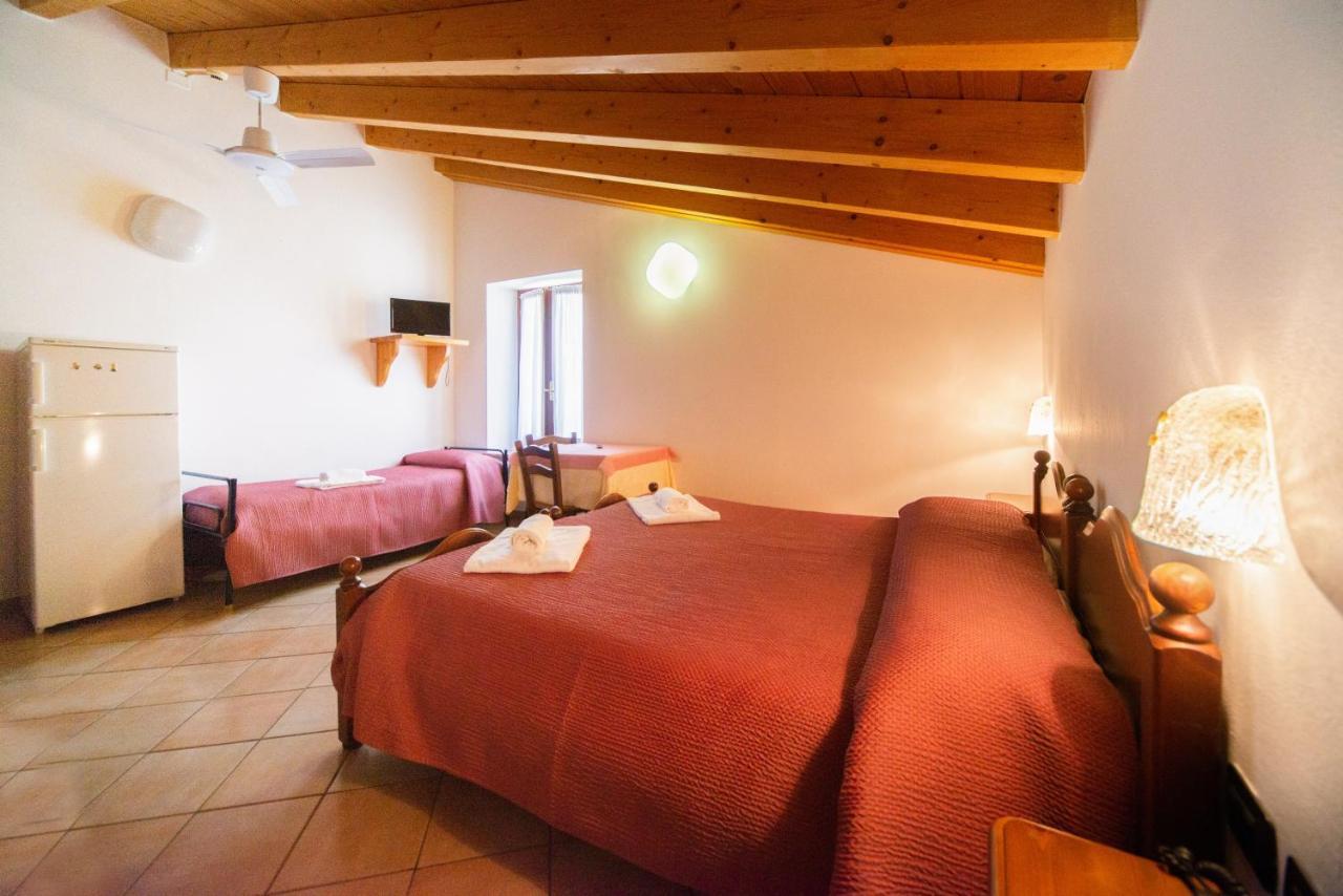 Albergo Al Platano Caprino Veronese Extérieur photo